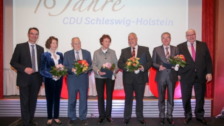 Karl-Arthur Jäger-Volk erhält Gerhard-Stoltenberg-Medaille
